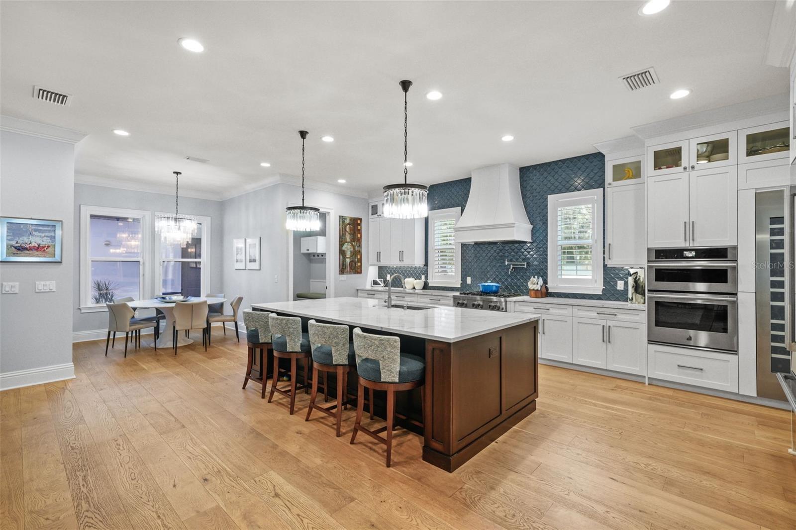 Image 8 of 39 For 3301 Lawn Avenue