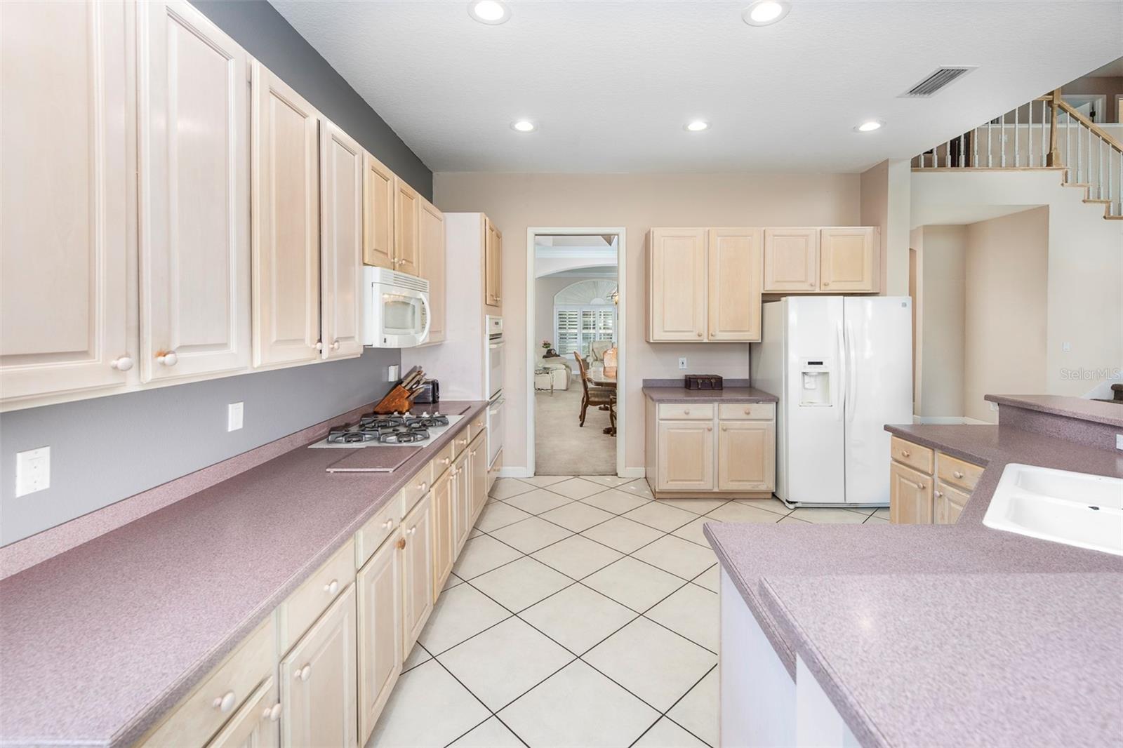 Image 20 of 43 For 7730 Aralia Way