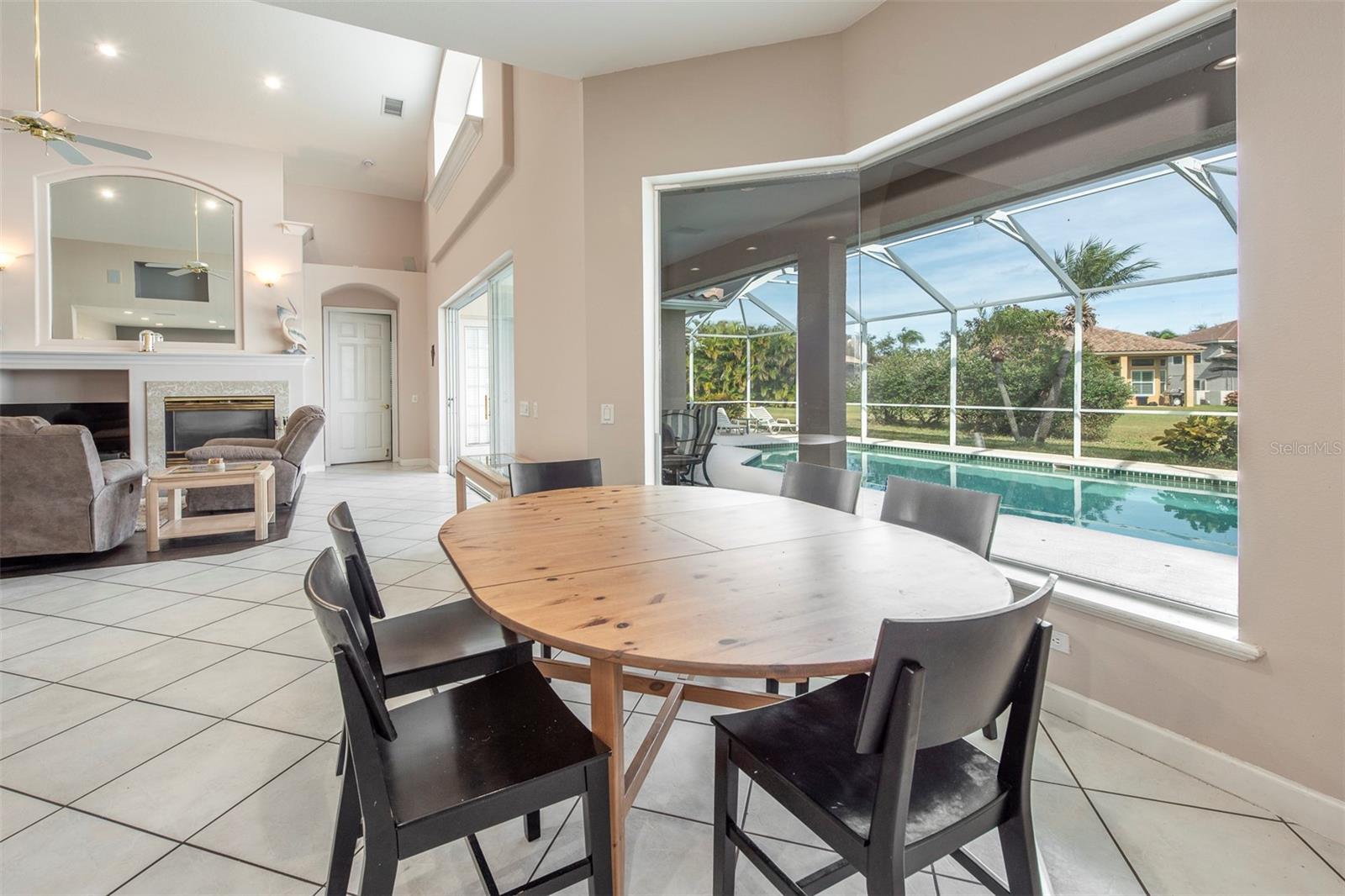 Image 21 of 43 For 7730 Aralia Way