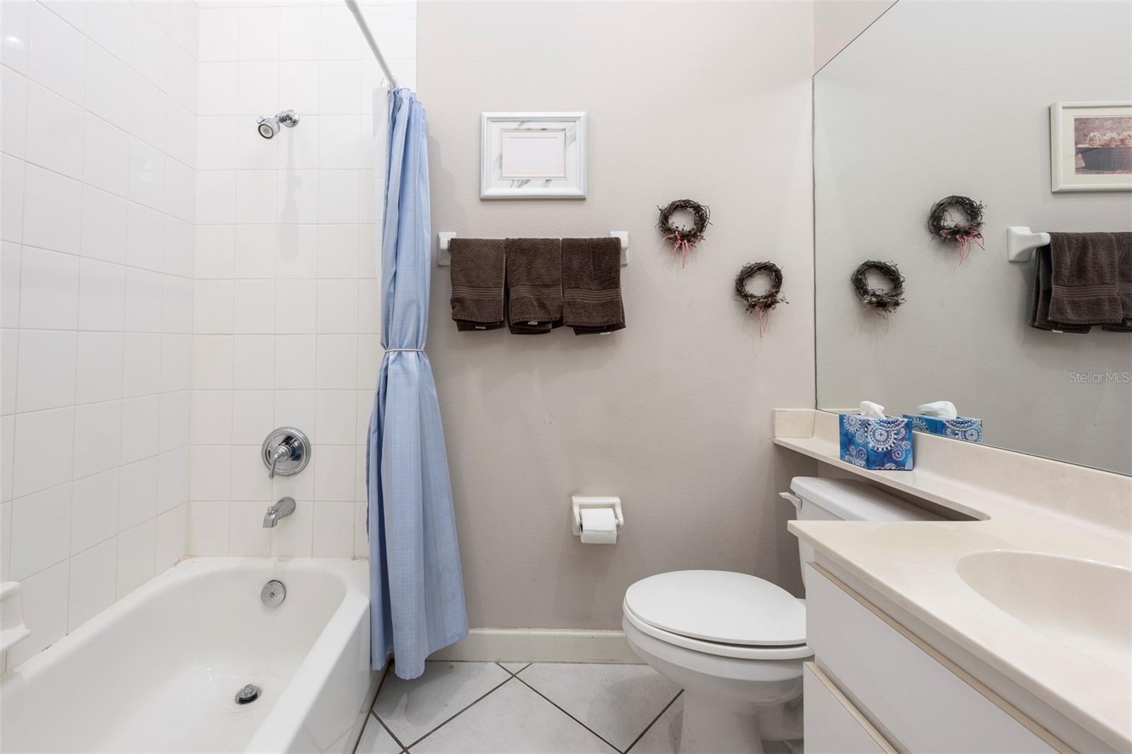 Image 29 of 43 For 7730 Aralia Way