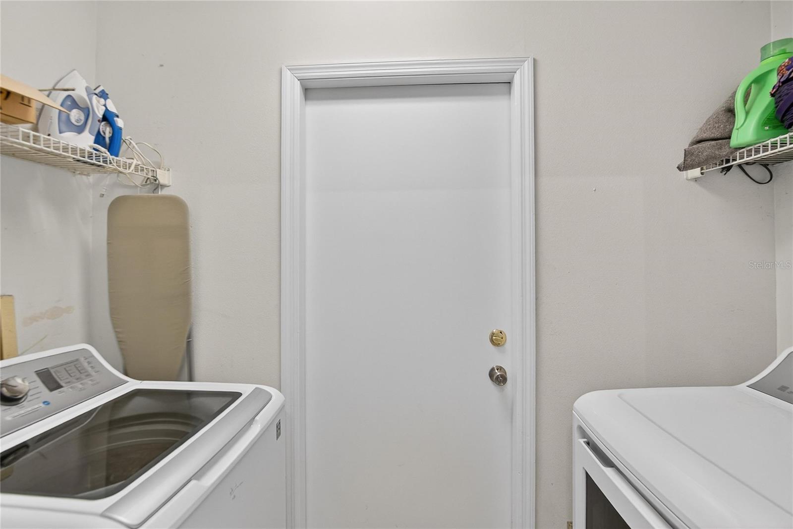 Image 33 of 73 For 11005 Kenbrook Drive