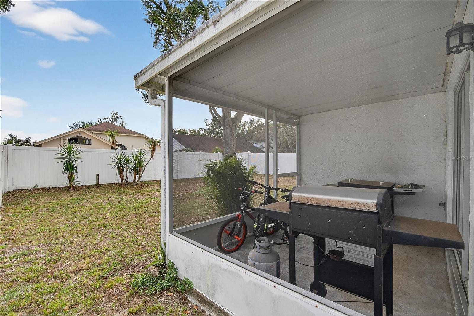 Image 38 of 73 For 11005 Kenbrook Drive