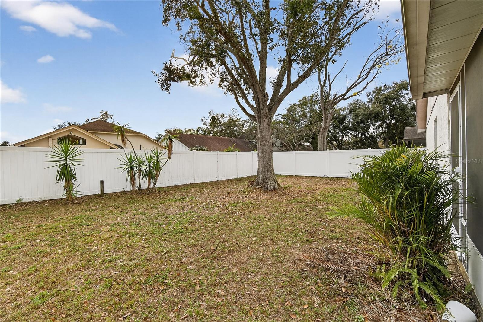 Image 40 of 73 For 11005 Kenbrook Drive