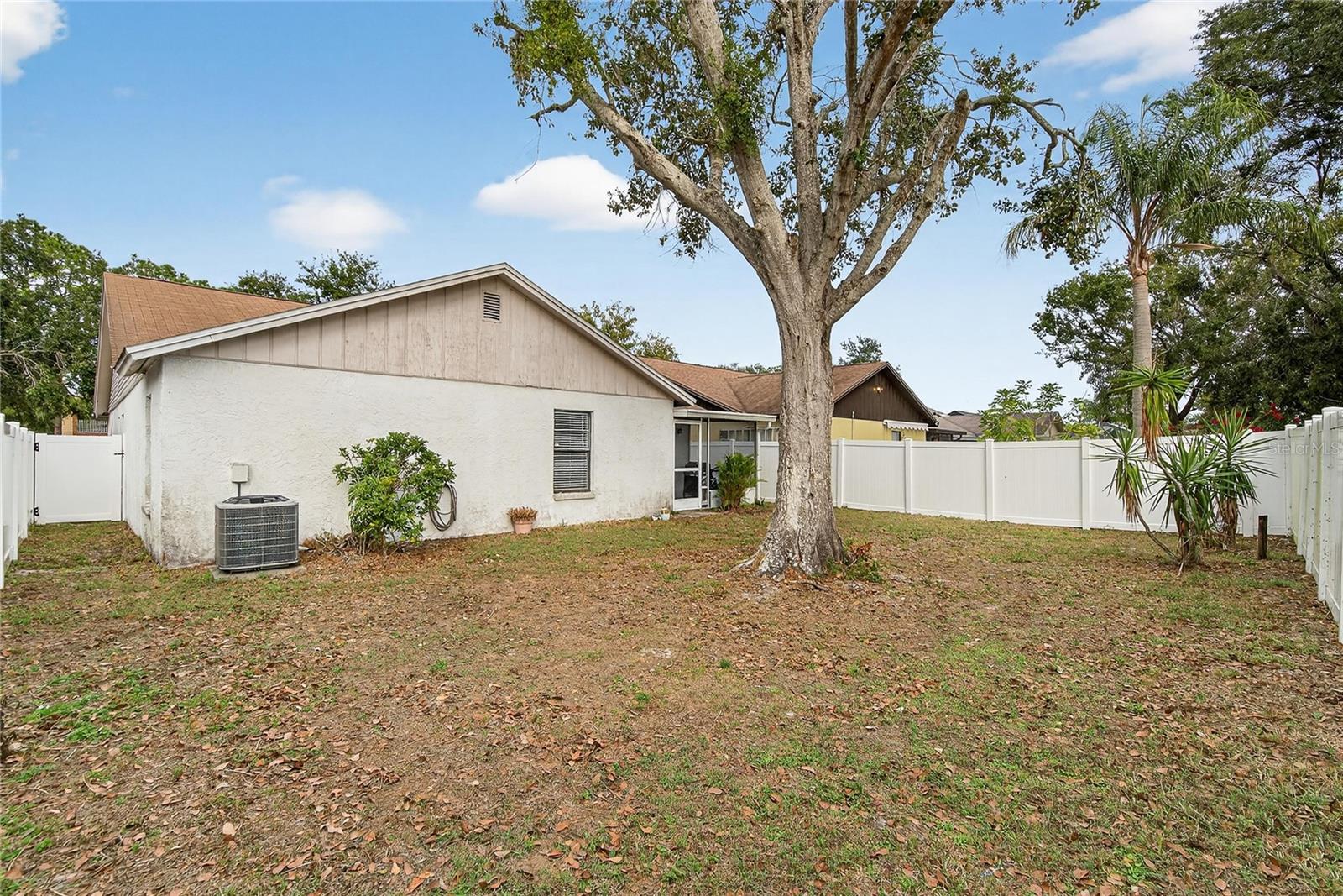 Image 44 of 73 For 11005 Kenbrook Drive