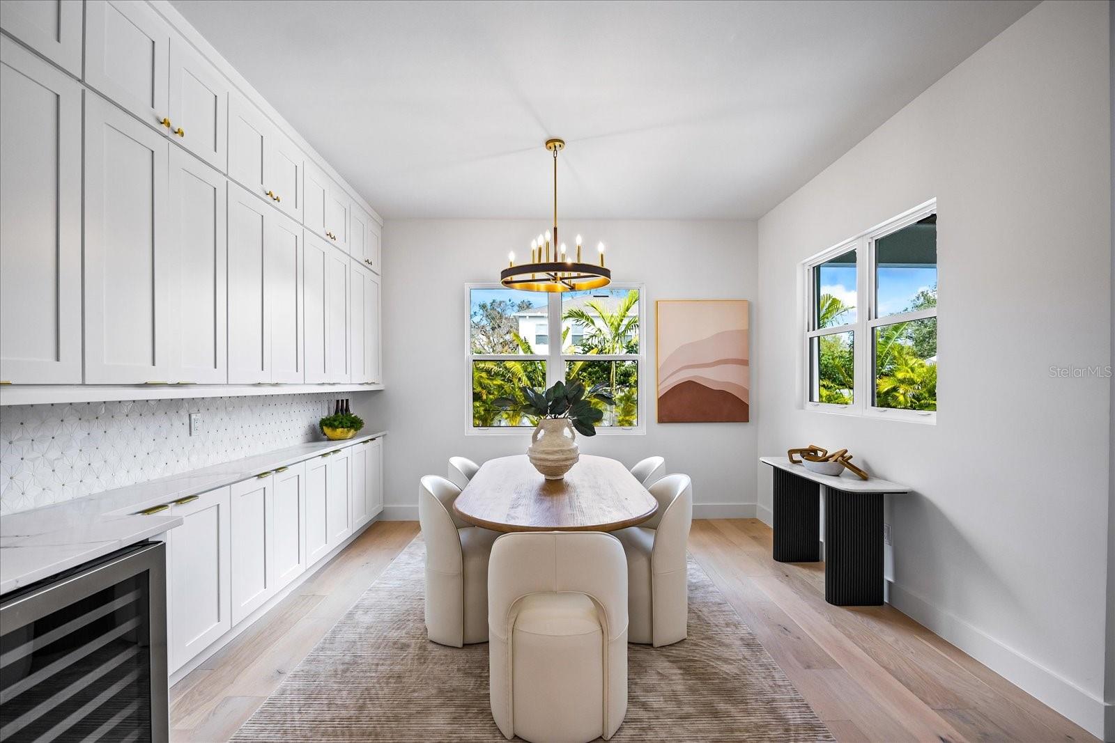 Listing photo id 24 for 3601 Platt Street