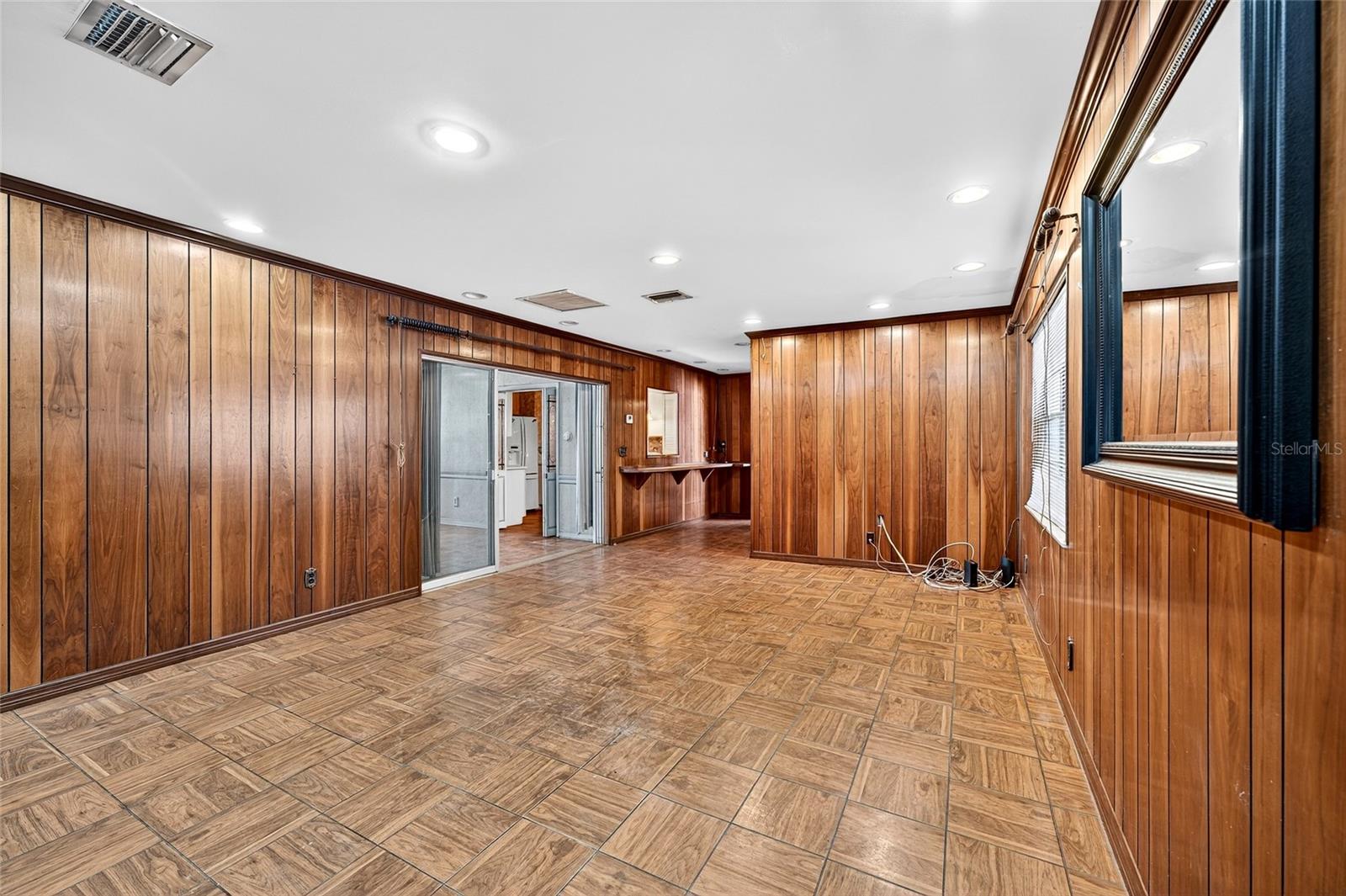 Image 15 of 63 For 2421 Stuart St