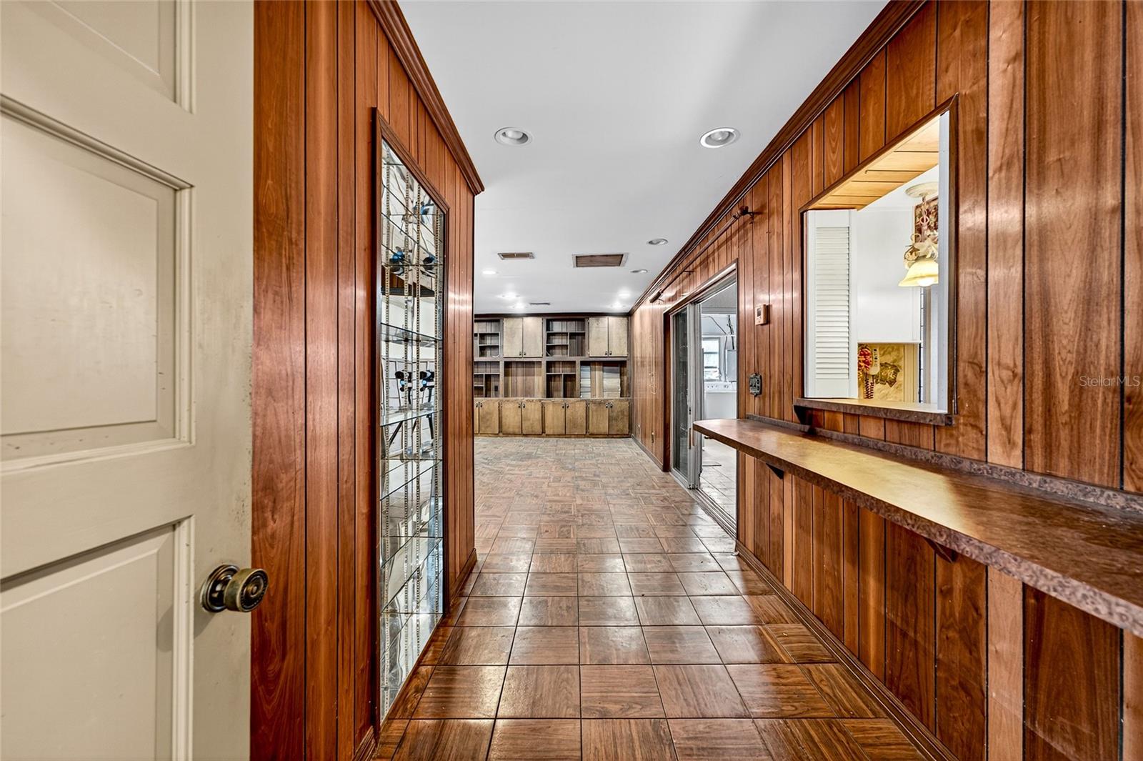 Image 16 of 63 For 2421 Stuart St