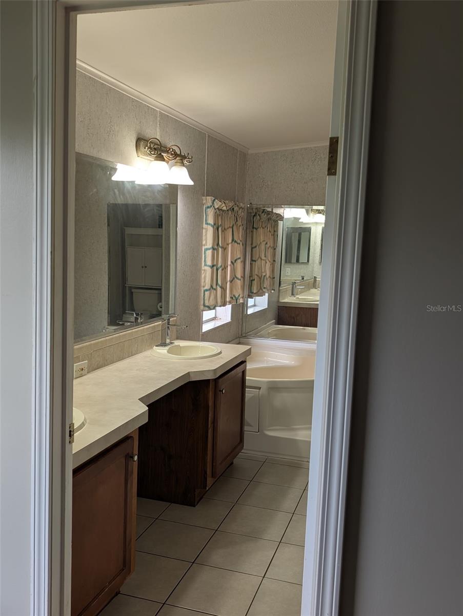 Image 13 of 16 For 4103 Glen Road