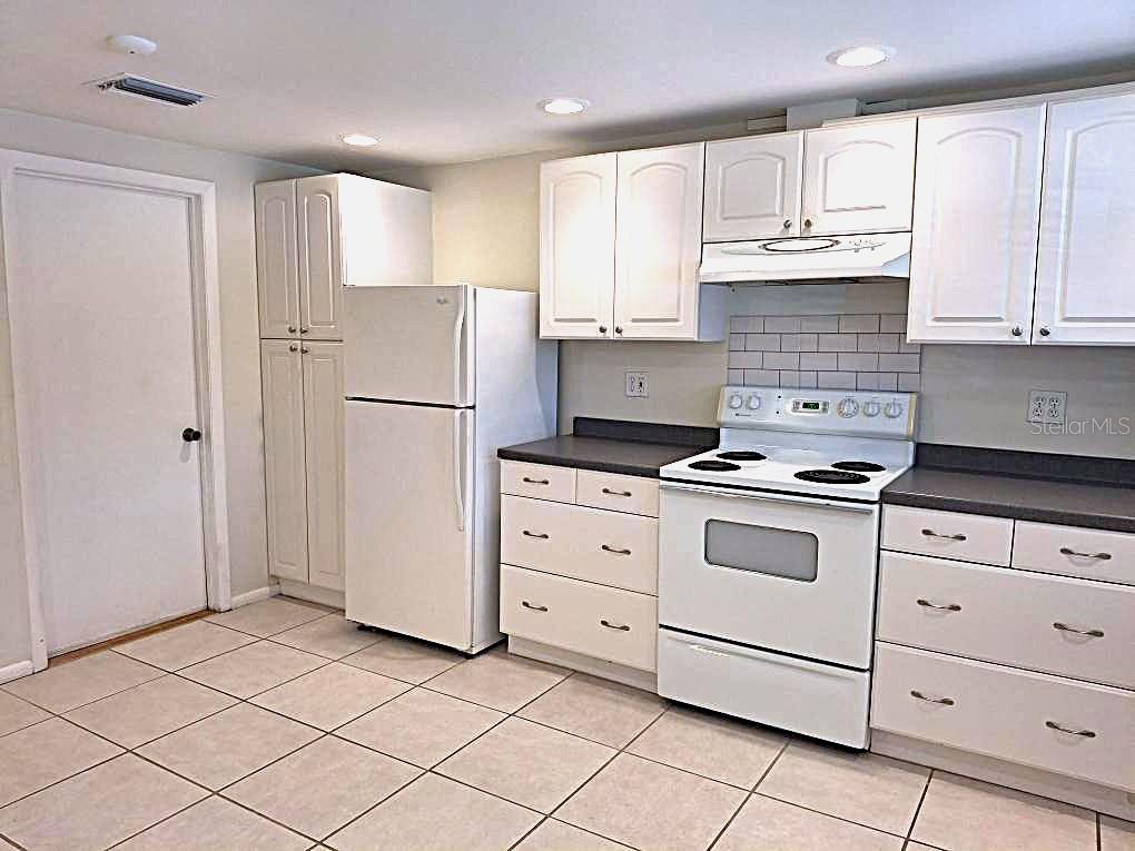 Image 4 of 23 For 2812 Dovewood Street