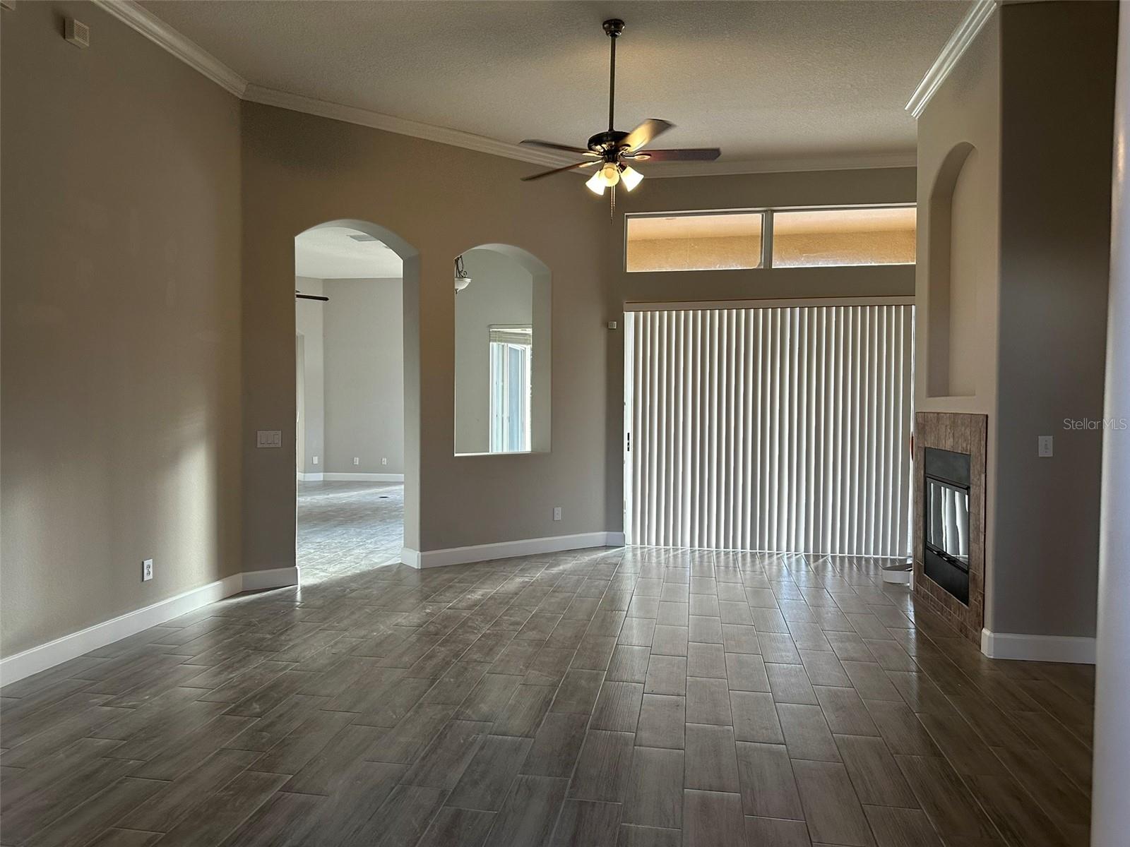 Image 18 of 27 For 1008 Arista Boulevard