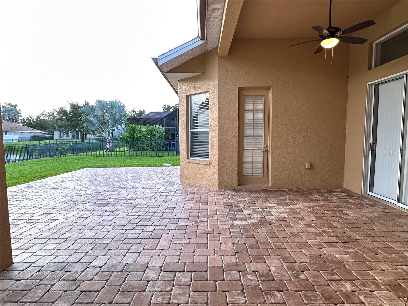 Image 21 of 27 For 1008 Arista Boulevard