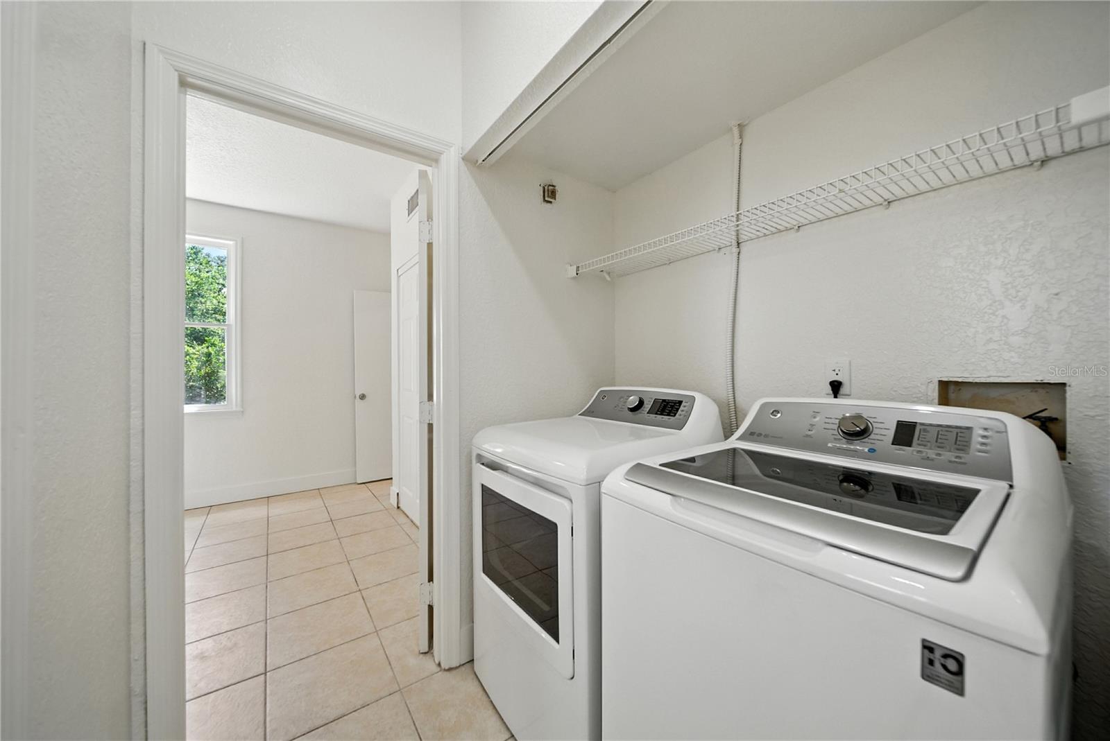 Image 19 of 40 For 501 Sparkman Avenue