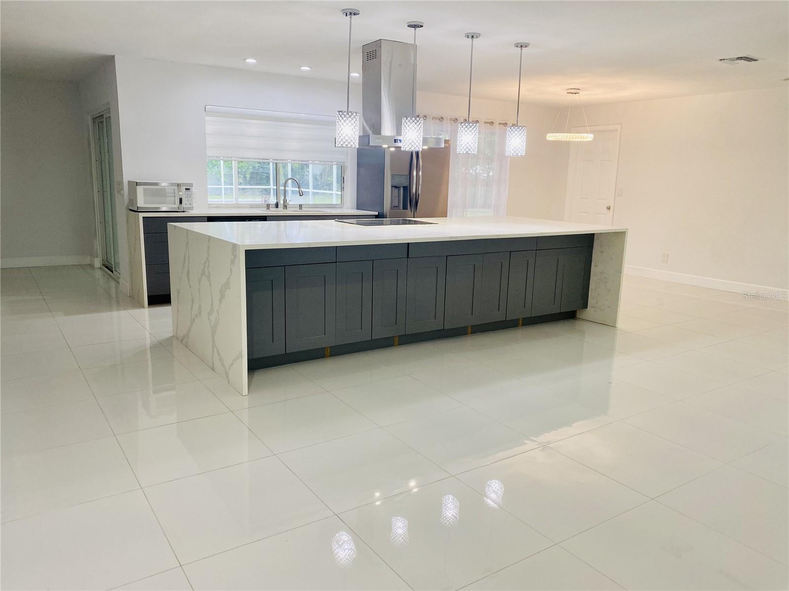 Image 2 of 13 For 608 Overhill Drive