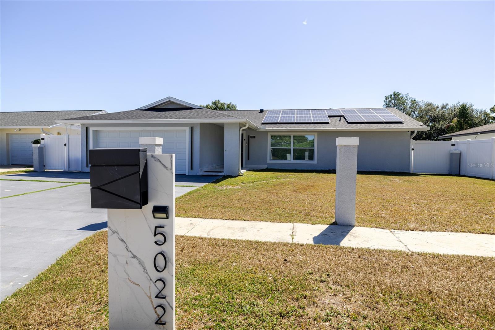 Image 4 of 48 For 5022 Landsman Avenue