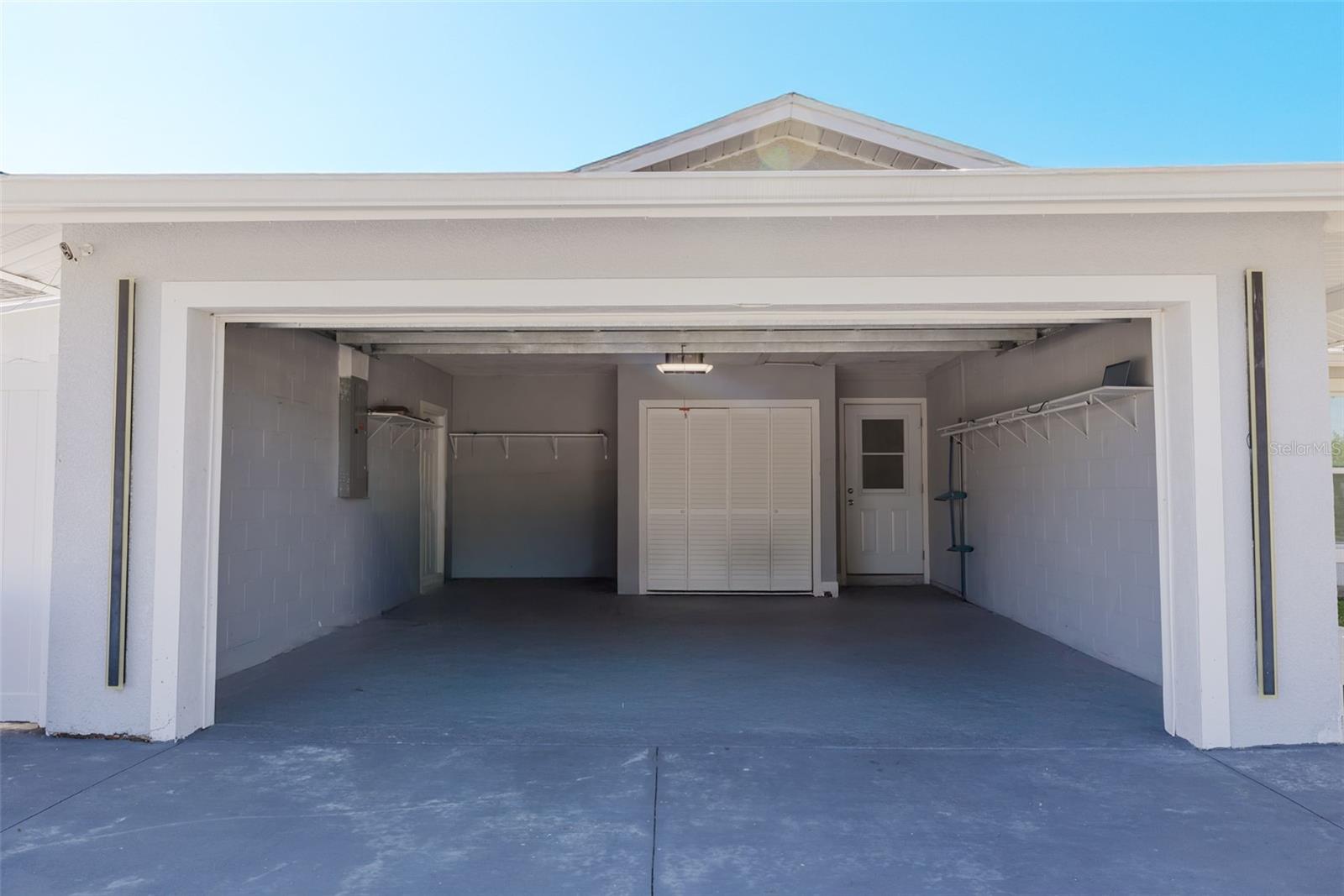 Image 6 of 48 For 5022 Landsman Avenue