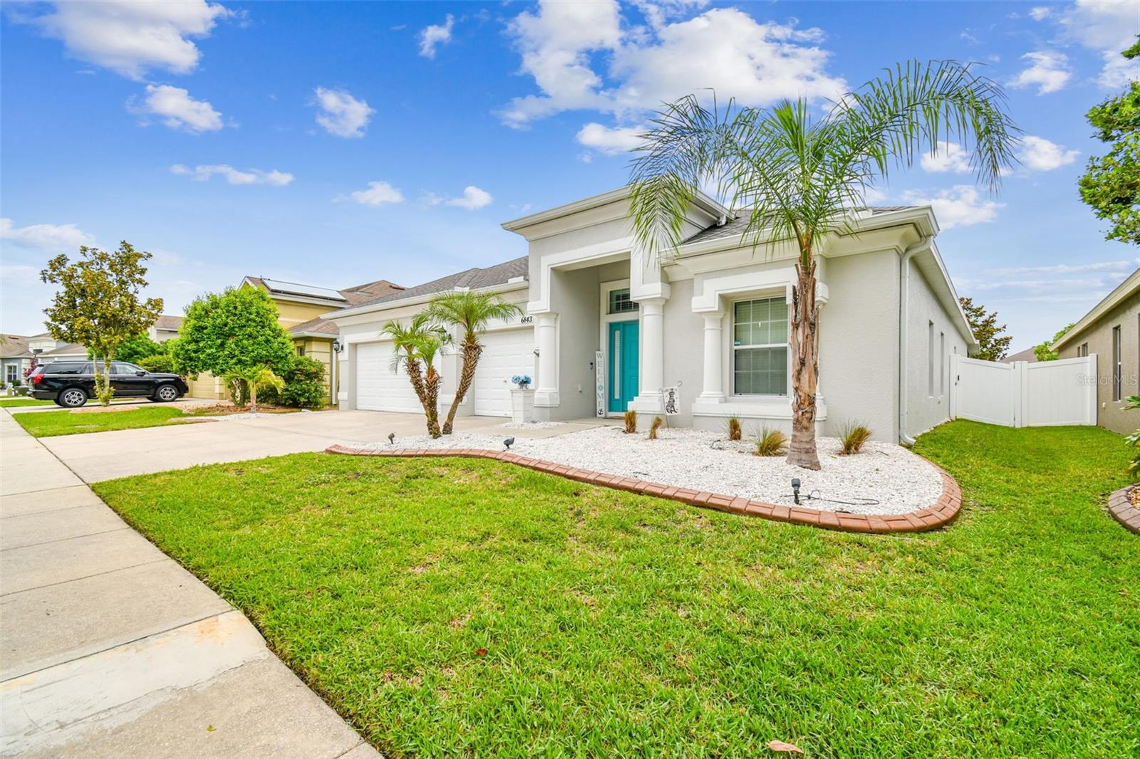 Image 6 of 100 For 6843 Boulder Run Loop