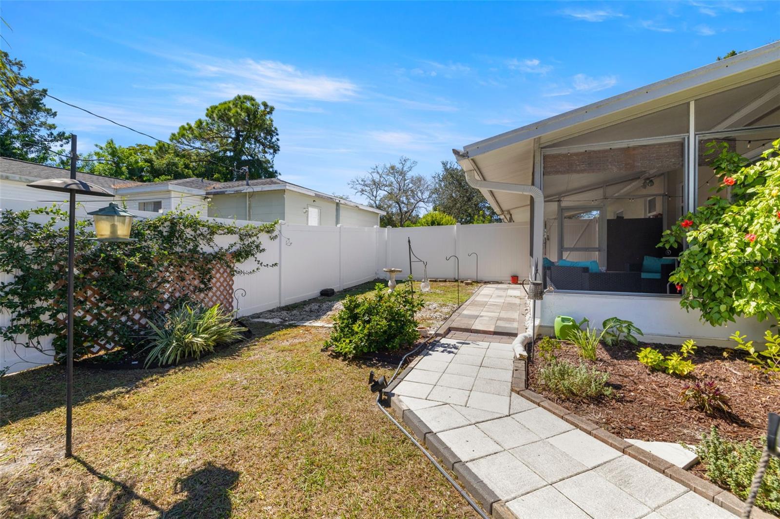 Image 21 of 39 For 1263 Bellevue Boulevard