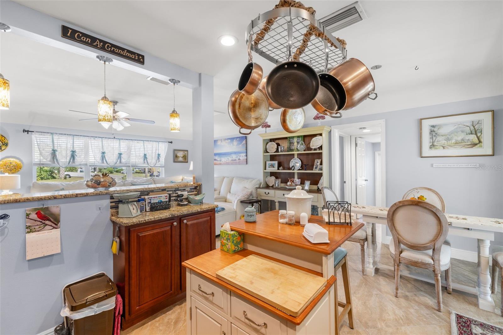 Image 9 of 39 For 1263 Bellevue Boulevard