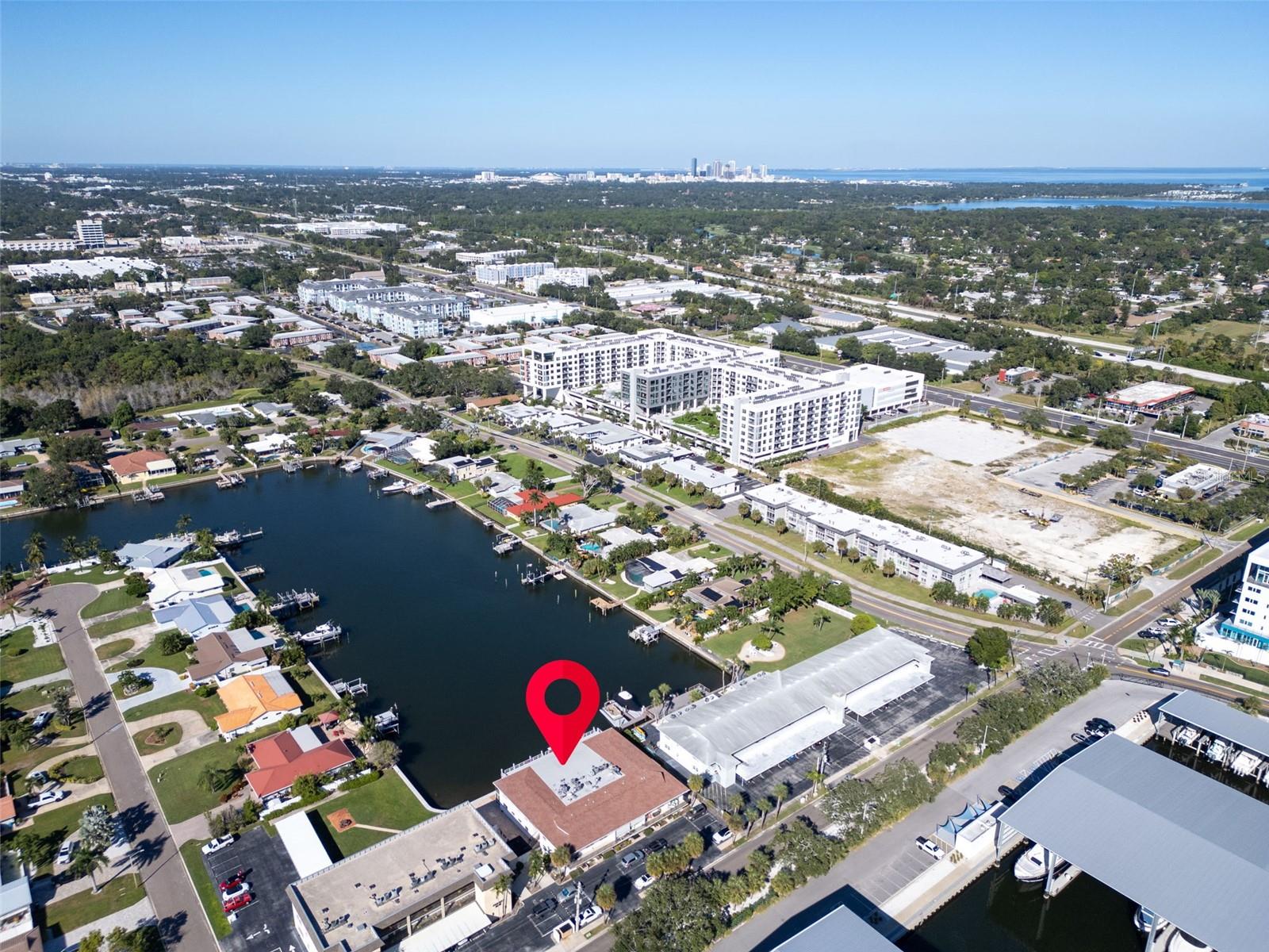 Image 10 of 39 For 3753 46th Avenue S 6