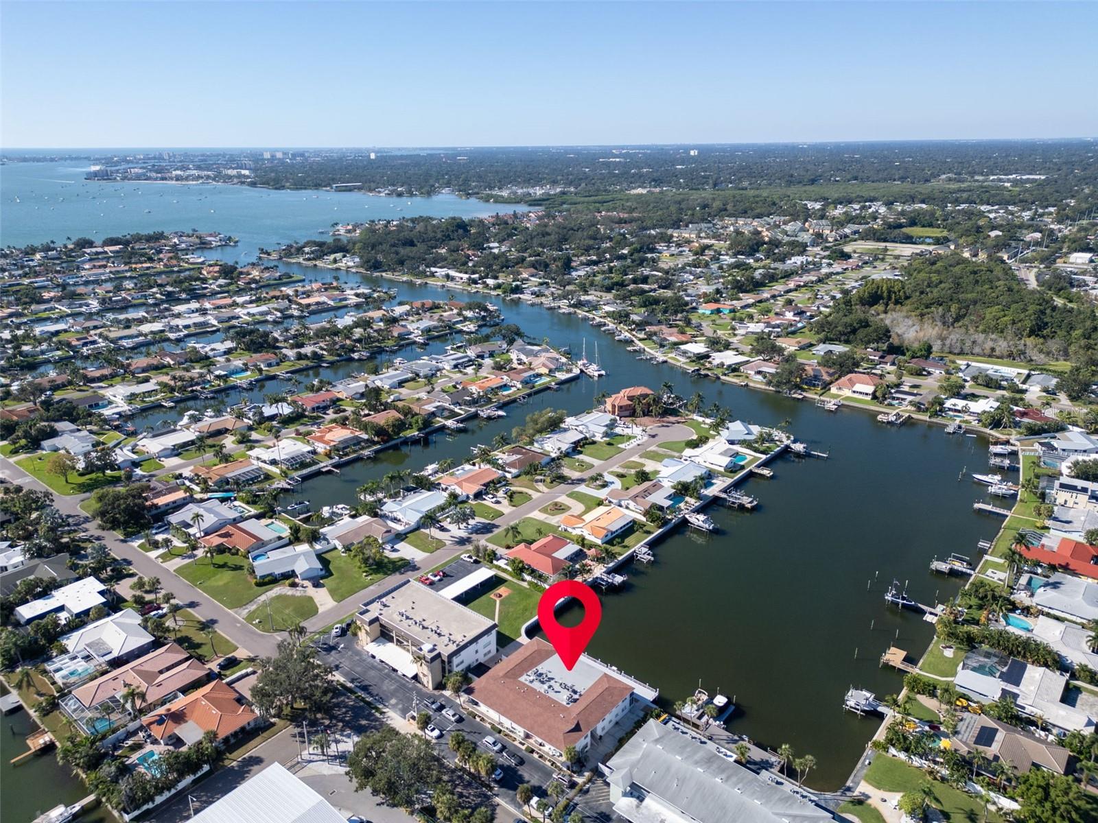 Image 11 of 39 For 3753 46th Avenue S 6