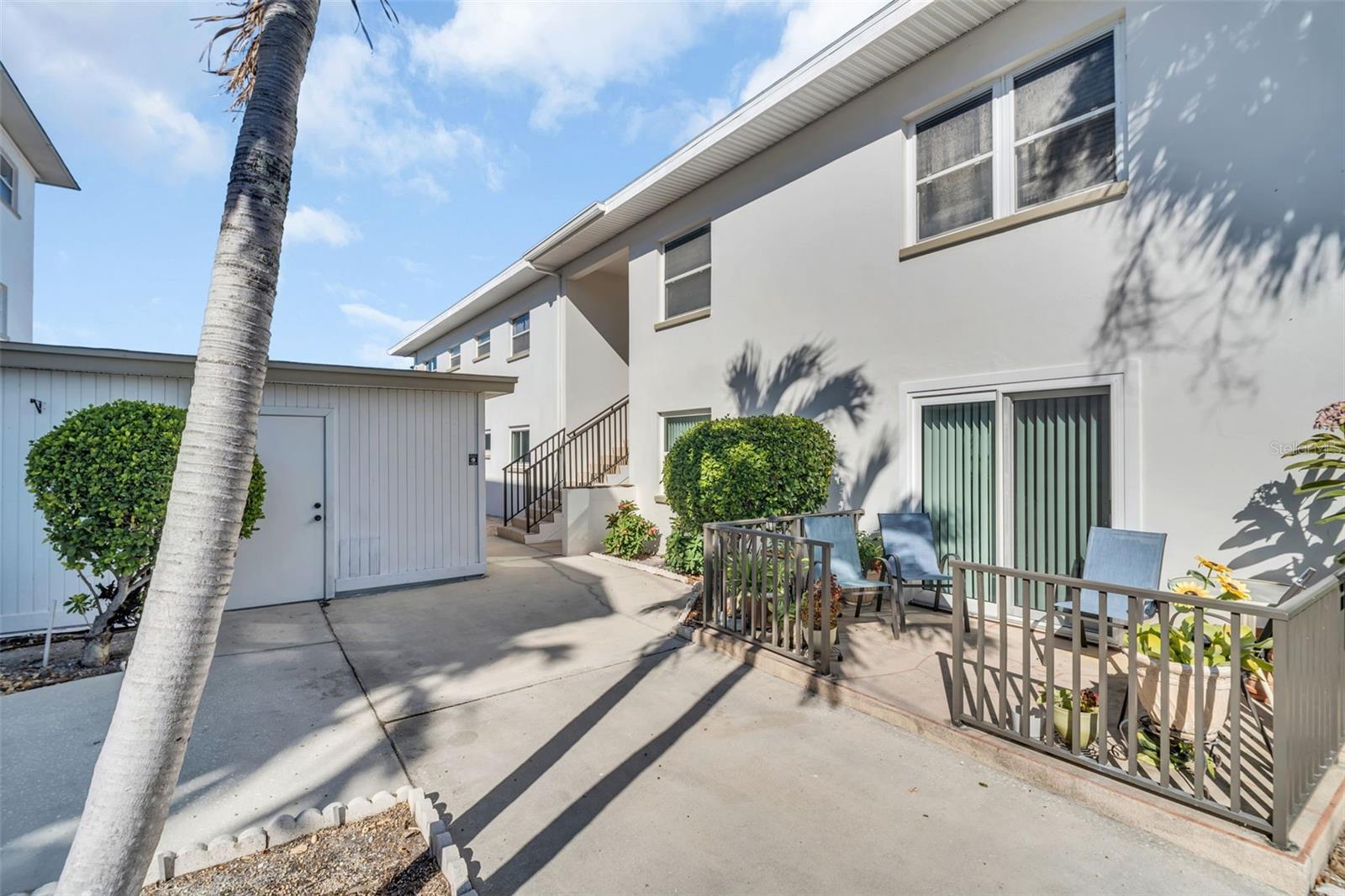 Image 12 of 39 For 3753 46th Avenue S 6