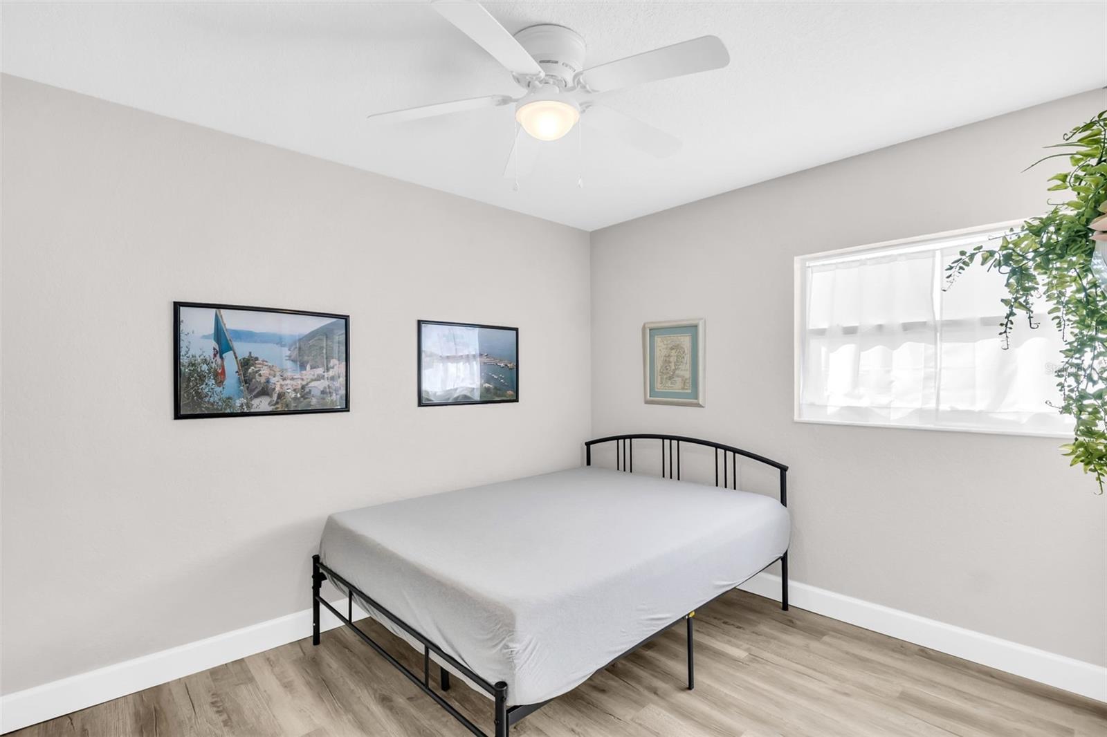 Image 30 of 39 For 3753 46th Avenue S 6