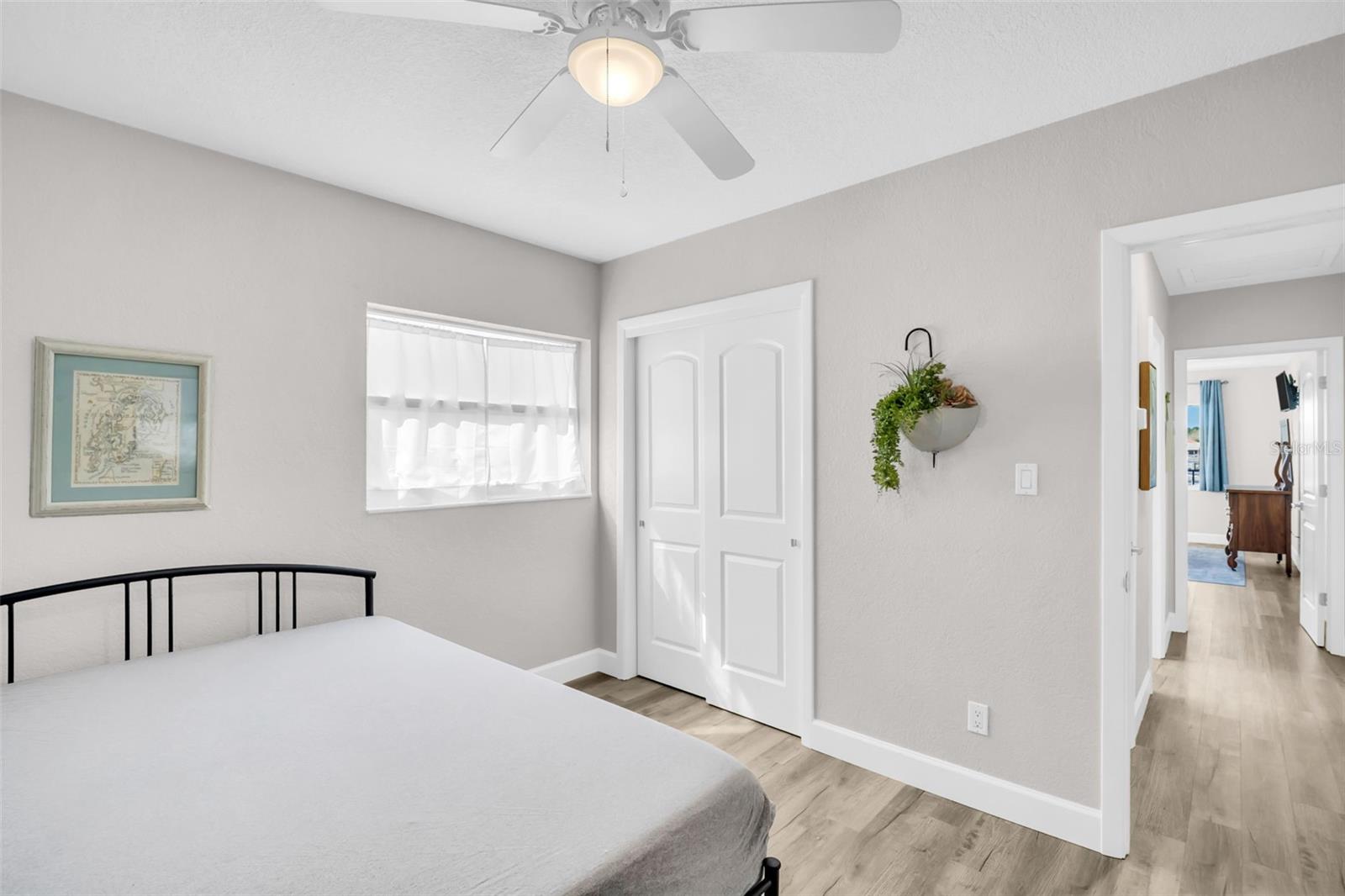 Image 31 of 39 For 3753 46th Avenue S 6