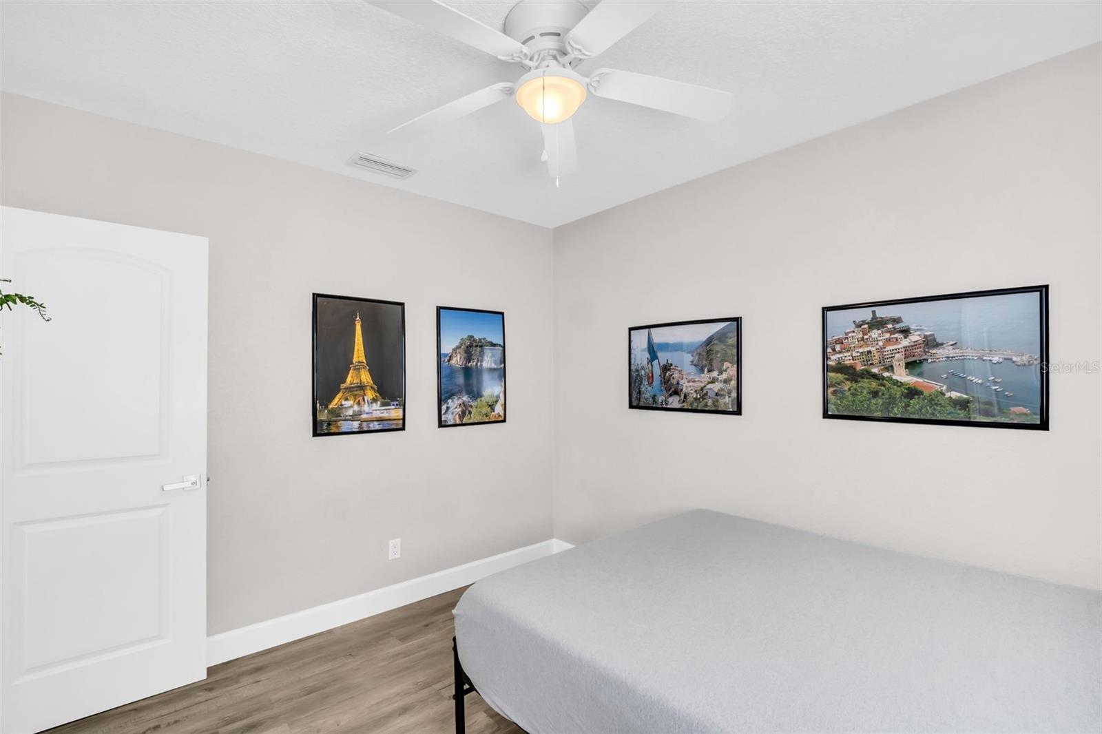 Image 32 of 39 For 3753 46th Avenue S 6