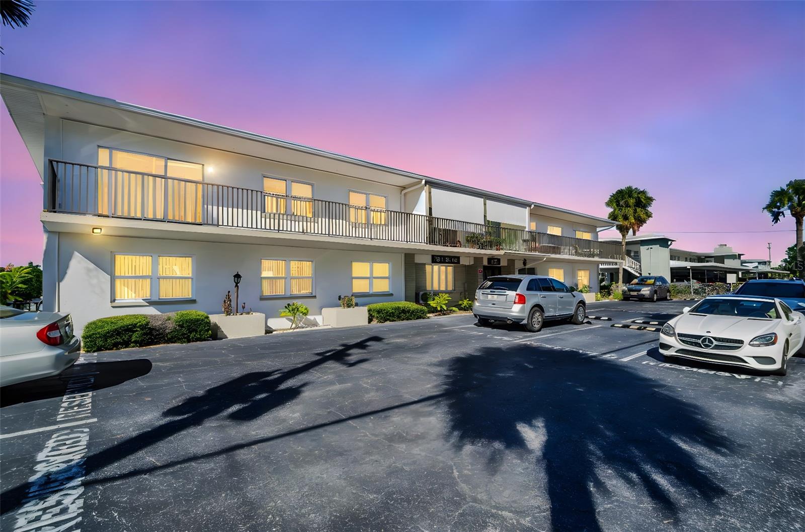 Image 35 of 39 For 3753 46th Avenue S 6