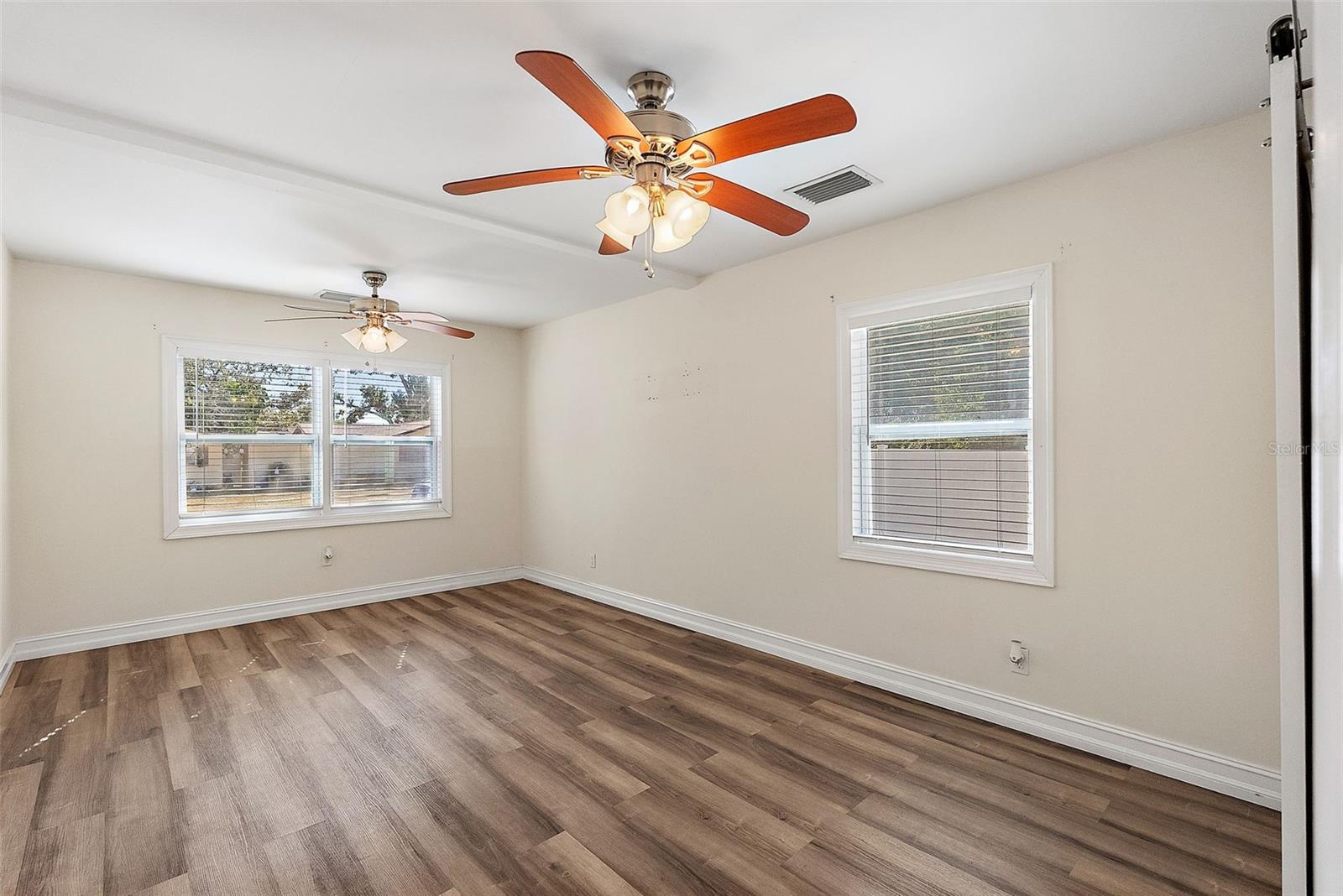 Image 13 of 22 For 3451 33rd Avenue N