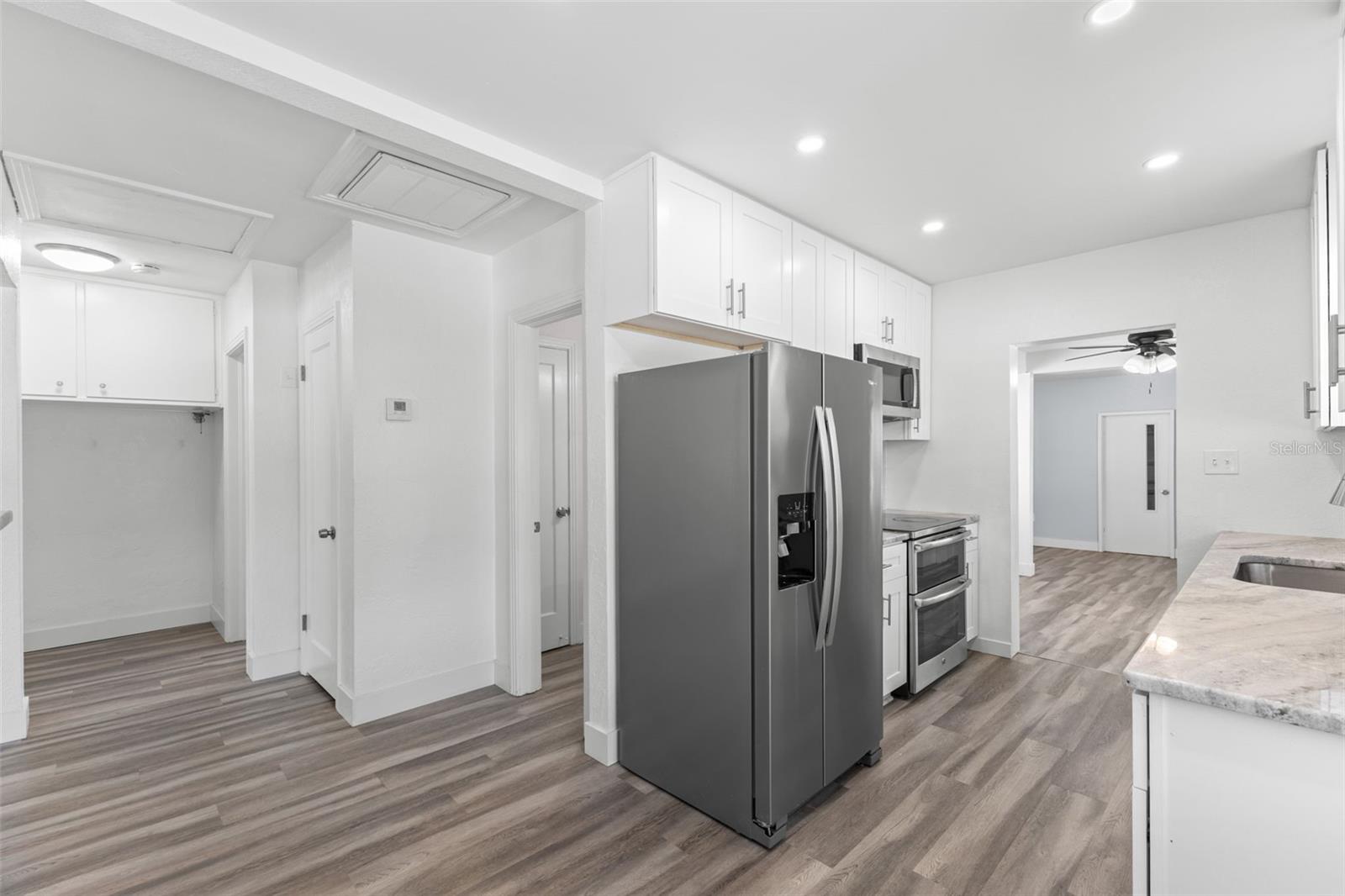 Image 6 of 26 For 3731 7th Street N