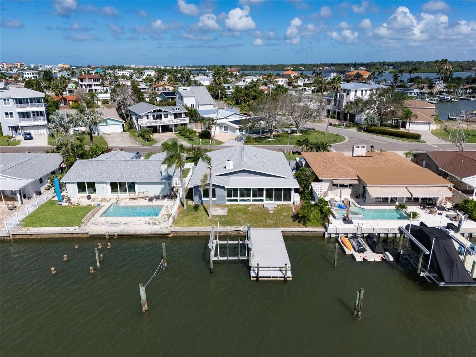 Details for 219 176th Avenue E, REDINGTON SHORES, FL 33708