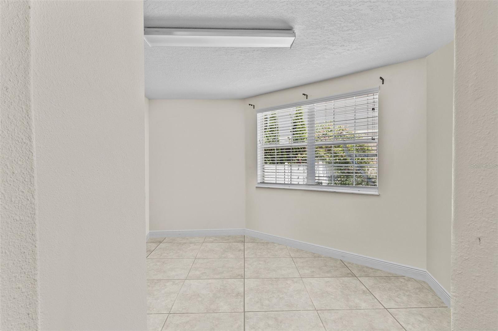 Image 21 of 31 For 4116 Woodacre Lane