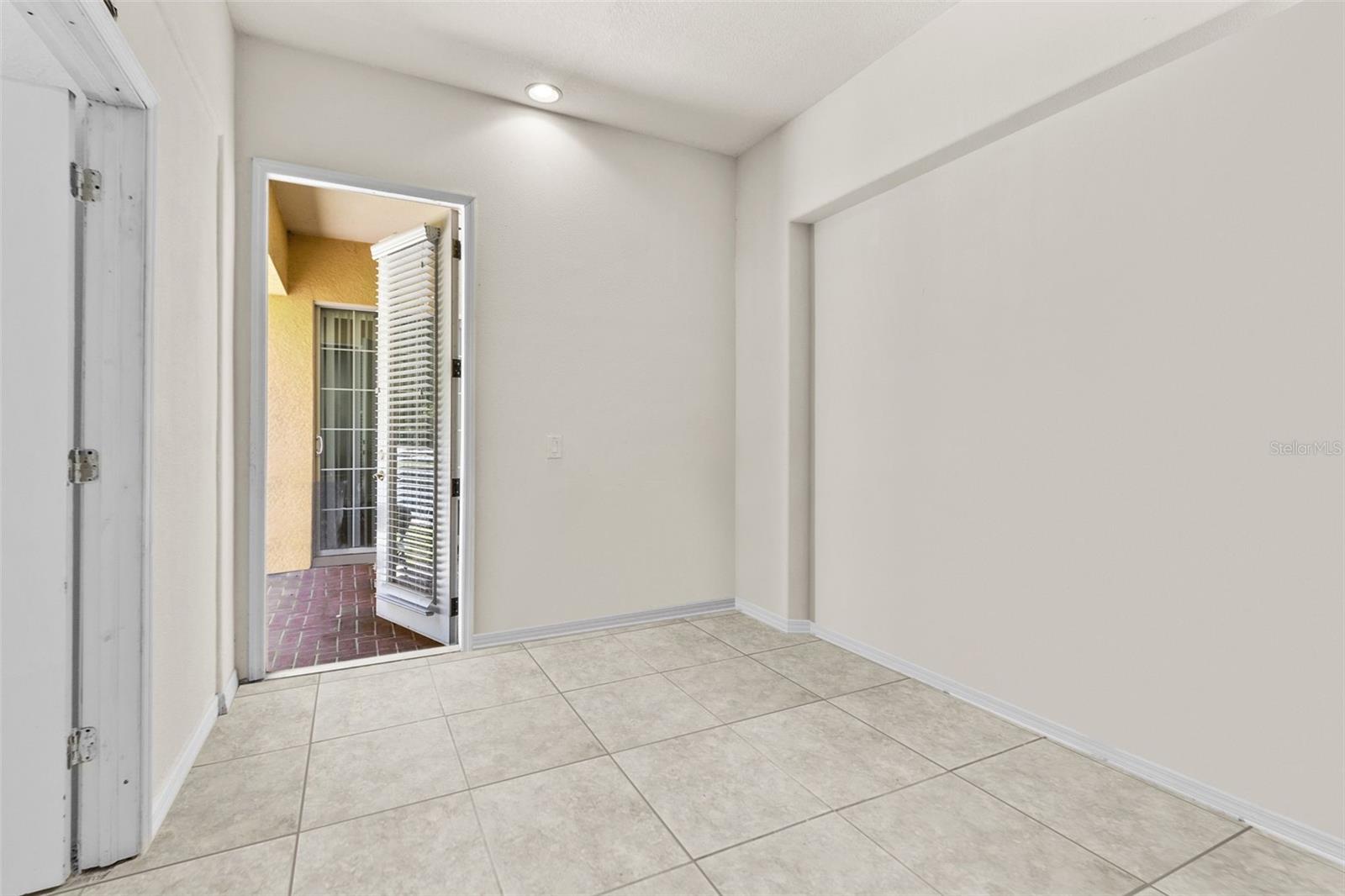 Image 23 of 31 For 4116 Woodacre Lane