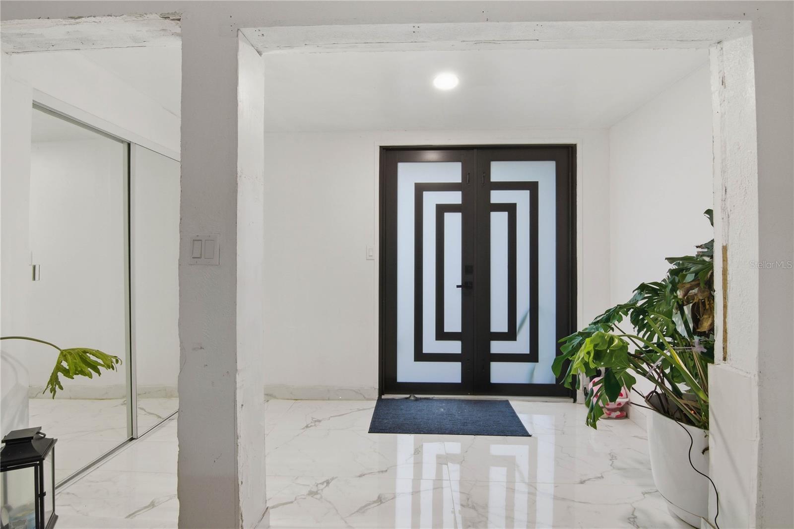 Image 2 of 42 For 218 Nanette Drive