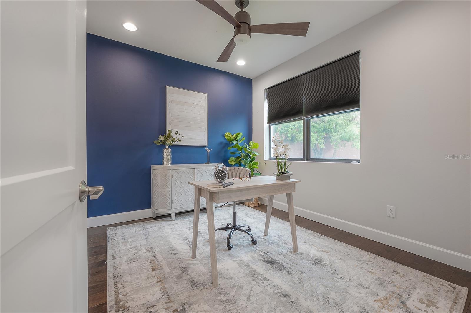 Image 3 of 58 For 1330 Gray Street 1
