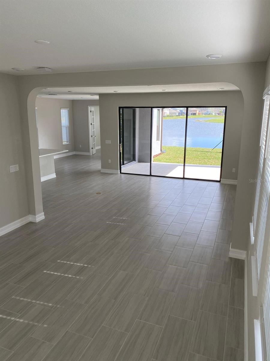 Image 8 of 40 For 4620 San Martino Drive