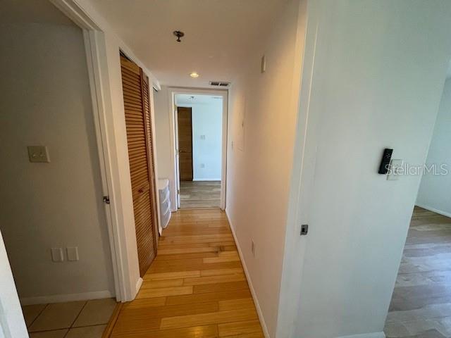 Image 4 of 20 For 701 Madison Avenue 512
