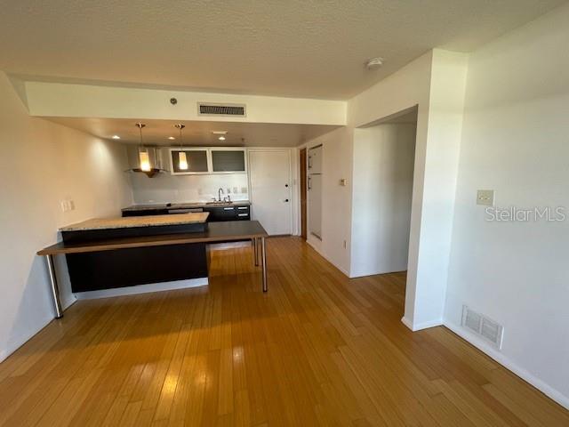 Image 8 of 20 For 701 Madison Avenue 512