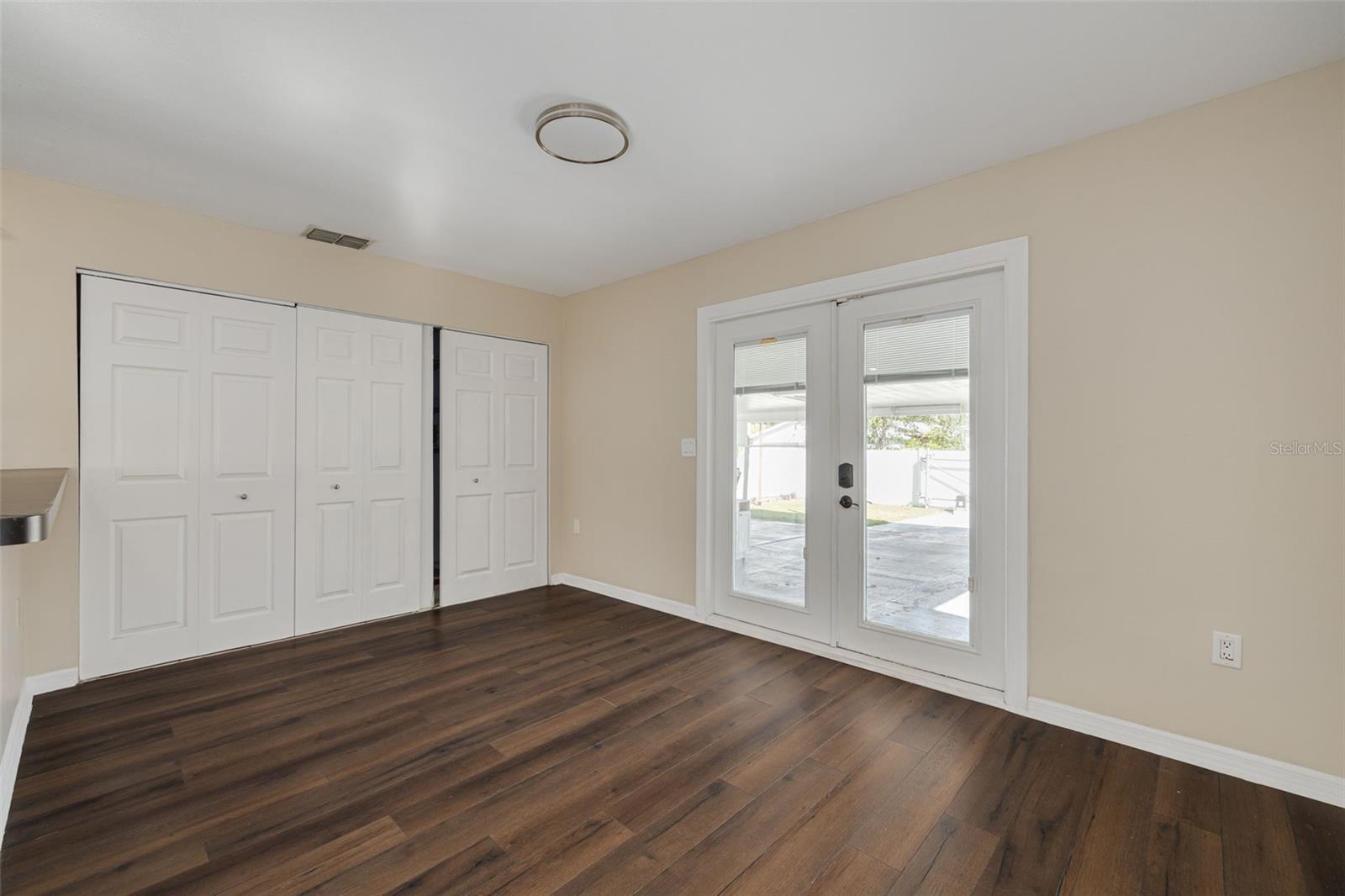 Image 12 of 35 For 513 89th Avenue N