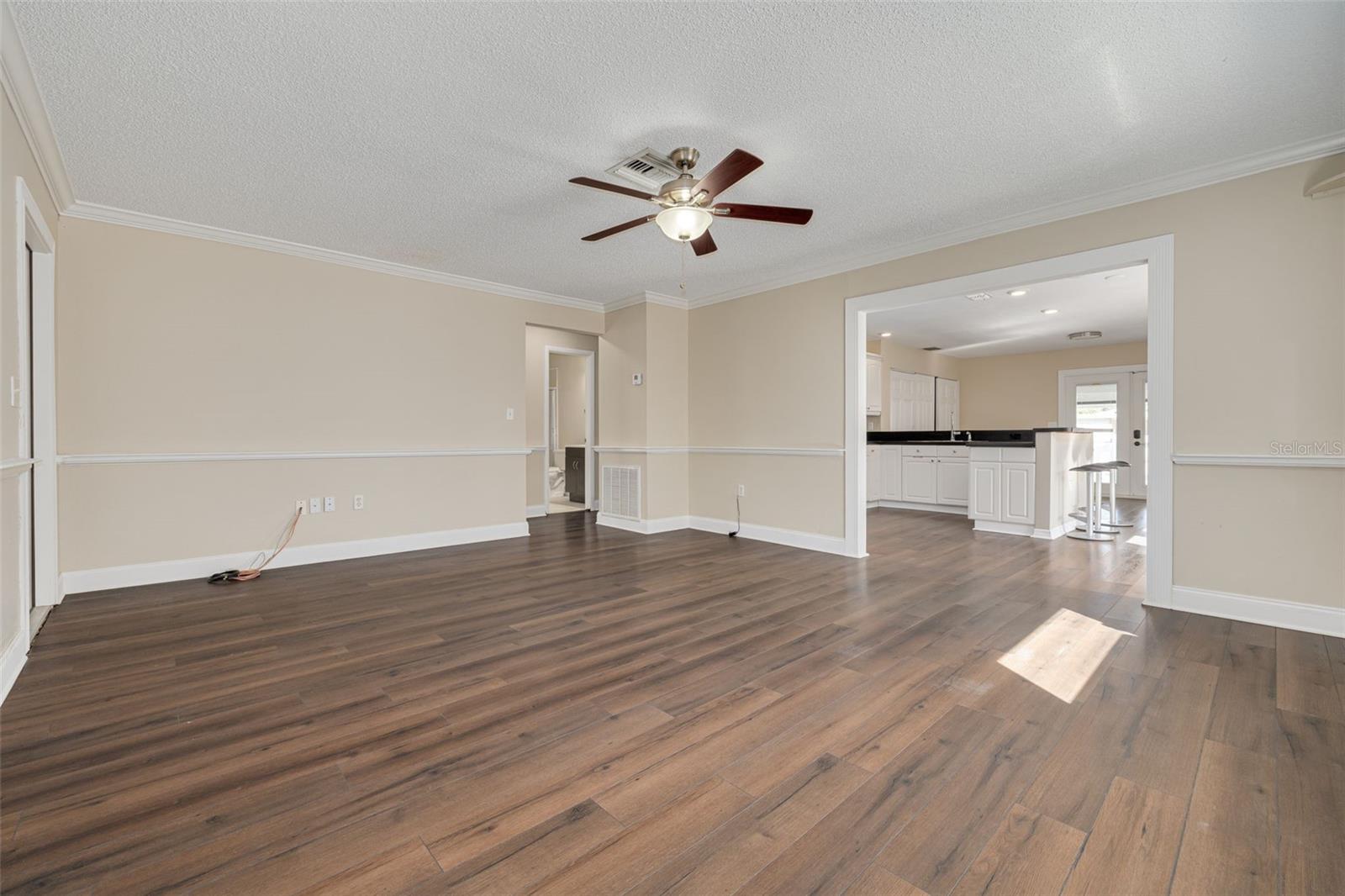 Image 13 of 35 For 513 89th Avenue N