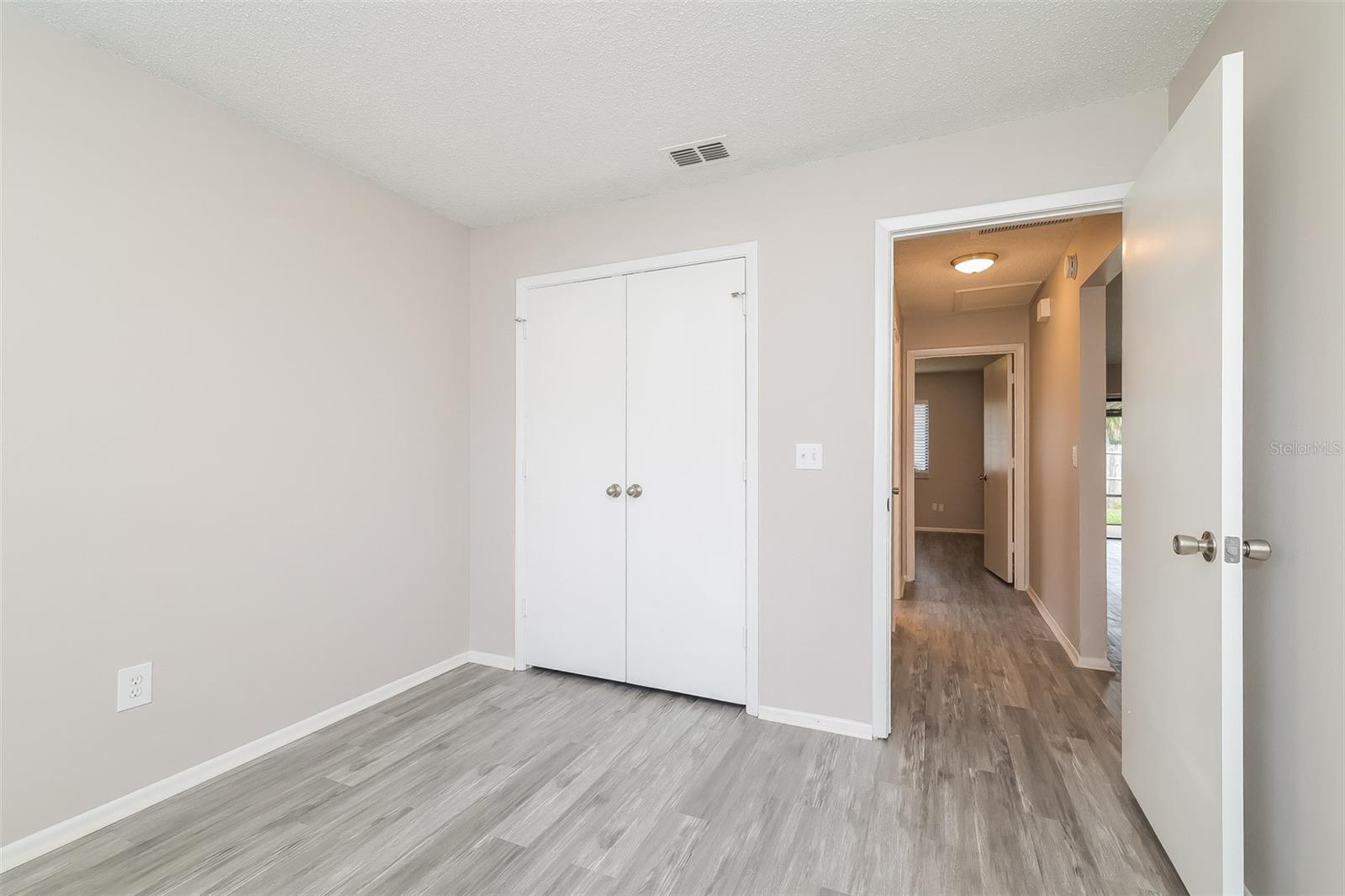 Image 15 of 16 For 1059 Beckstrom Drive