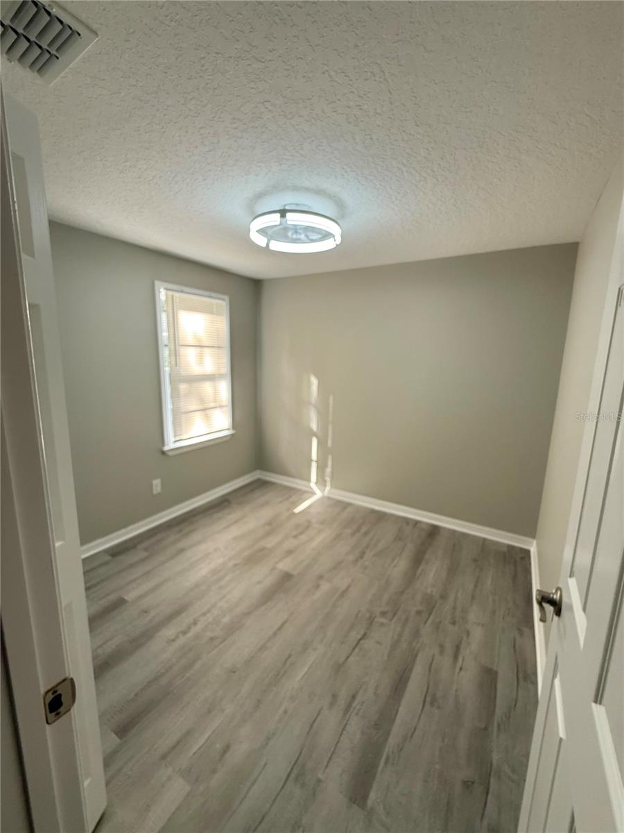 Image 14 of 21 For 13340 Lewis Gallagher Road