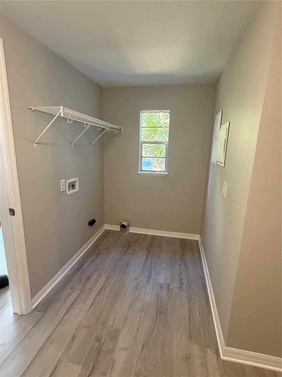 Image 18 of 21 For 13340 Lewis Gallagher Road