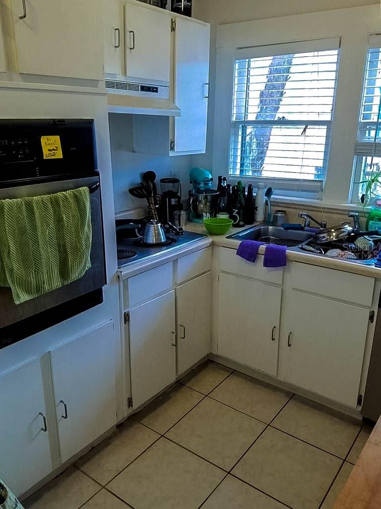 Image 3 of 13 For 1210 Highland Street S