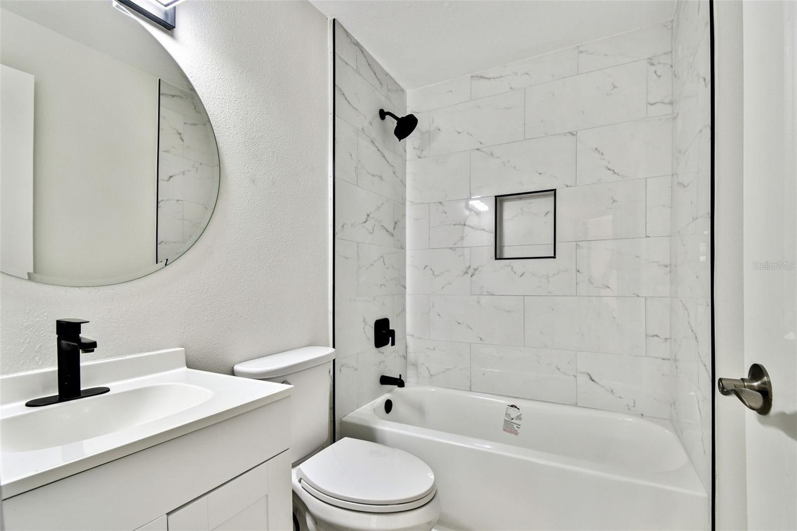 Image 11 of 63 For 4627 20th Avenue S