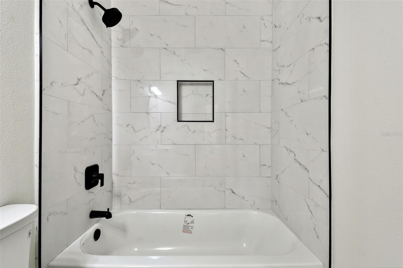 Image 12 of 63 For 4627 20th Avenue S