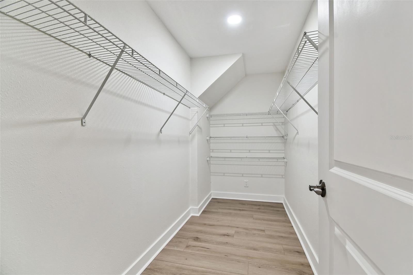 Image 31 of 63 For 4627 20th Avenue S