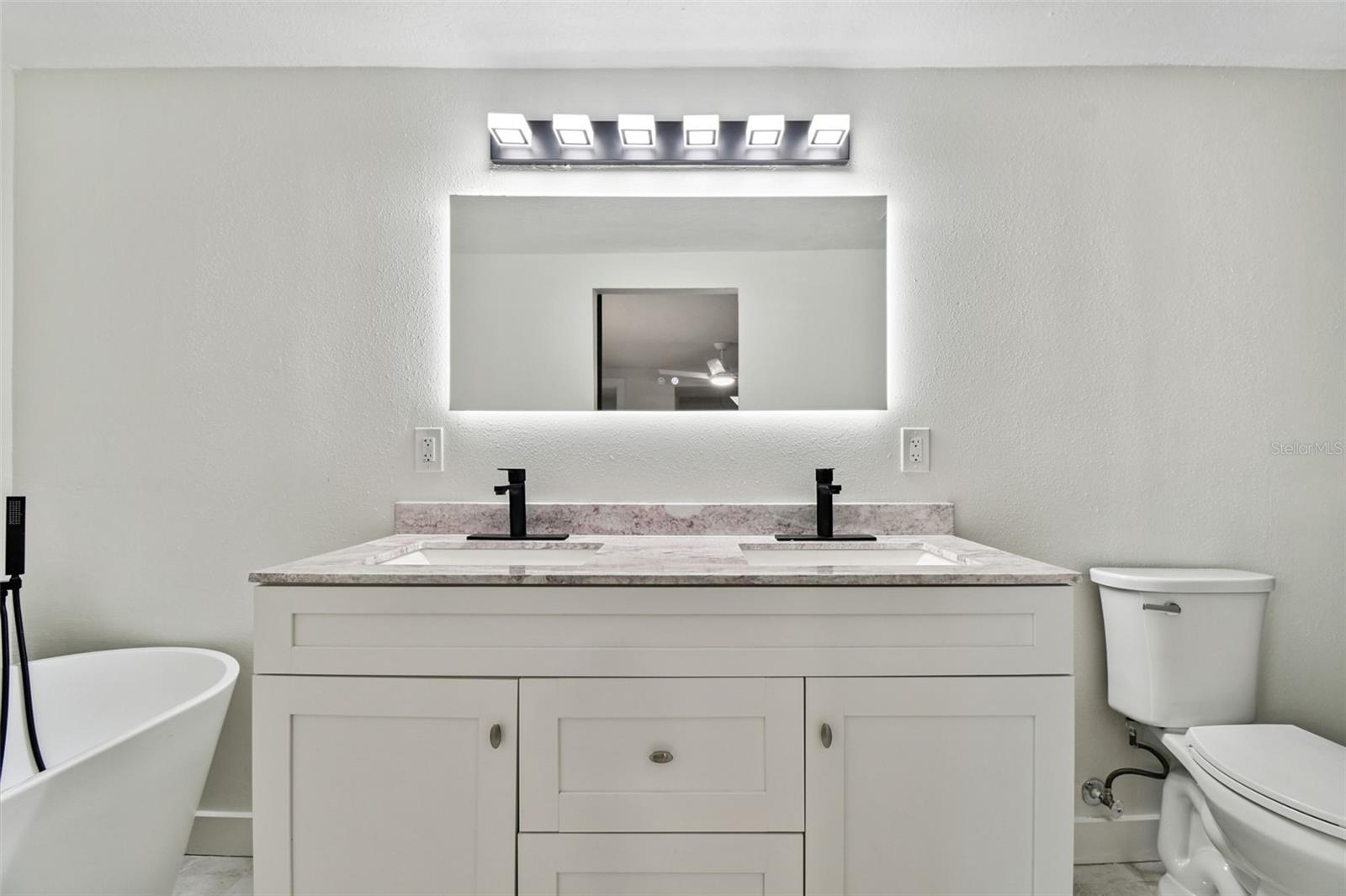 Image 32 of 63 For 4627 20th Avenue S