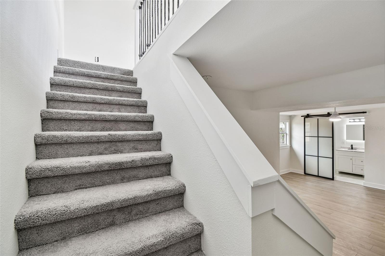 Image 37 of 63 For 4627 20th Avenue S